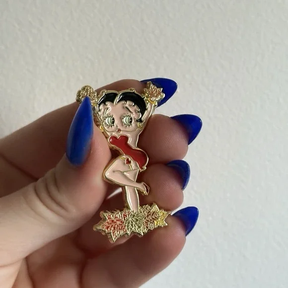 Betty Boop Autumn Leaves Mystery Pin - Standing with Leaf BoxLunch Exclusive - Picture 2 of 6
